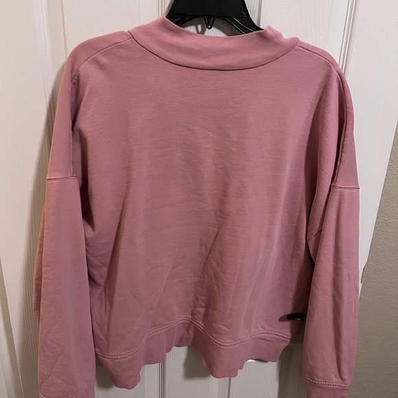 Button collar sweatshirt - Picture 2 of 3